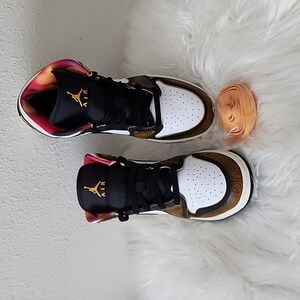 Air Jordan "Orange Wear Away"